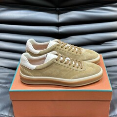 ヨーロッパのトレンディなブランドの新しいins本革フラットホワイトシューズメンズレトロドイツトレーニングシューズレースアップ多用途カジュアルスニーカー
