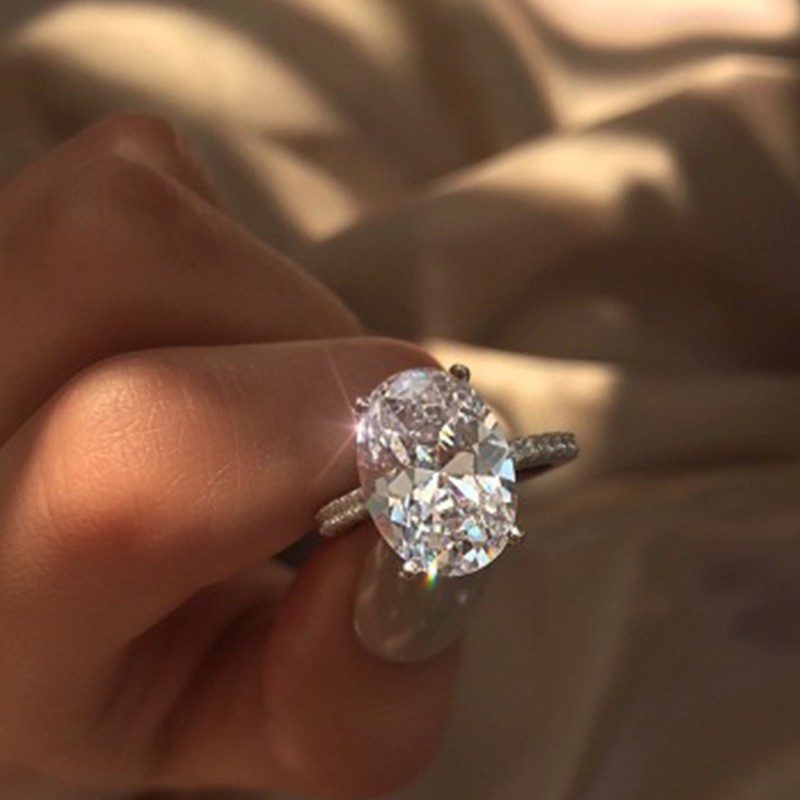 Wish Cross-Border E-Commerce Large Oval White Golden-Plated Zircon Ring European and American Popular Engagement Women's Hand Jewelry Manufacturer Wholesale