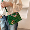 Fashionable one-shoulder bag, chain