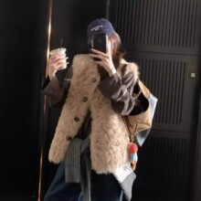 2025秋季新款仿羊羔毛环保皮草女欧尼马甲中长款皮毛一体毛毛外套