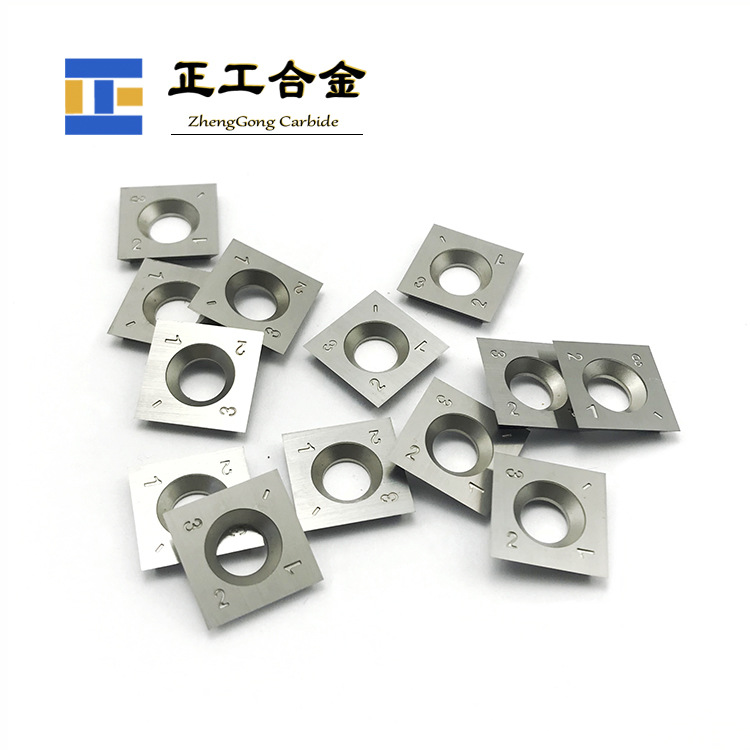 生产硬质合金刀片15x15x2.5-30°舍弃式木工刀片钨钢刀片