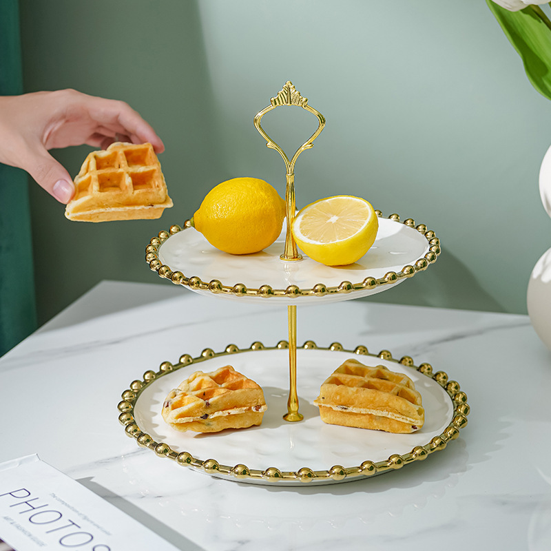 Luz de estilo europeo de cerámica de lujo de tres capas plato de fruta creativa sala de estar en casa tarde té caramelo postre estante postre bandeja