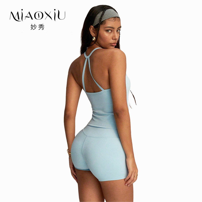 European and American Style Waist-Cinching Yoga Set, Two-Piece Halter Sports Bra and Low-Waist Shorts, High-End Fitness Outfit for Women European and American Style Waist-Cinching Yoga Set, Two-Piece Halter Sports Bra and Low-Waist Shorts, High-End Fitness Outfit for Women