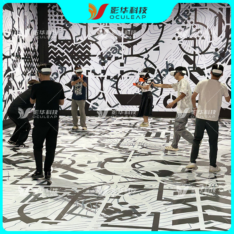 vr大空间游戏设备行走平台一体机多人竞技射击枪战商场科技体验馆