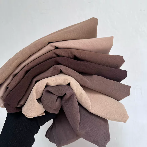 Cross-border best-selling in-stock plain pearl chiffon scarf for women, Malaysian headscarf, women's headscarf and scarf wholesale