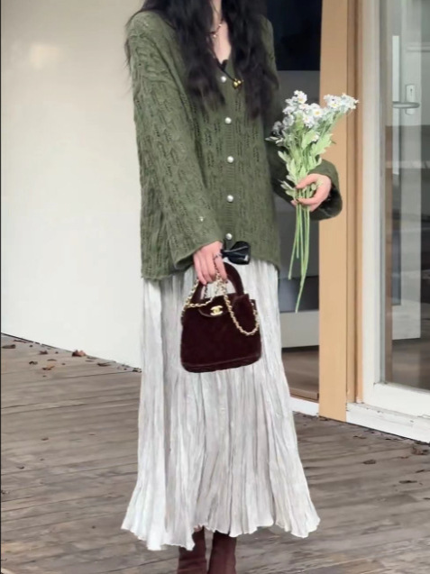 森系绿色镂空针织开衫女2025新款早秋金丝鱼尾压褶松紧半身裙女装|undefined