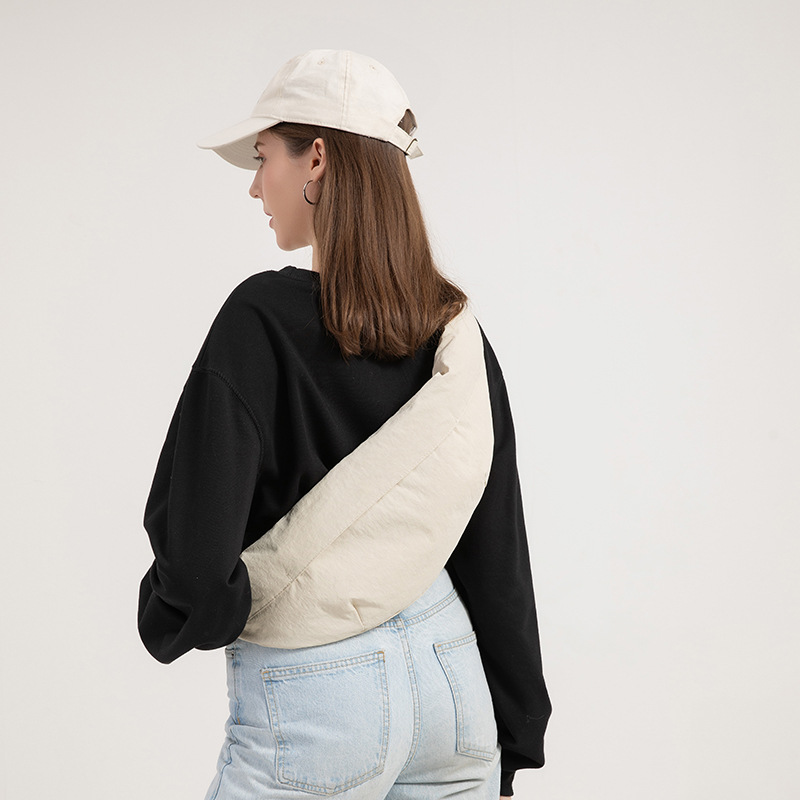 Bolso de pecho de moda de gran capacidad japonés, relajado, ligero, casual, tendencia, bolso de mensajero, bolso de hombro portátil transpirable y versátil