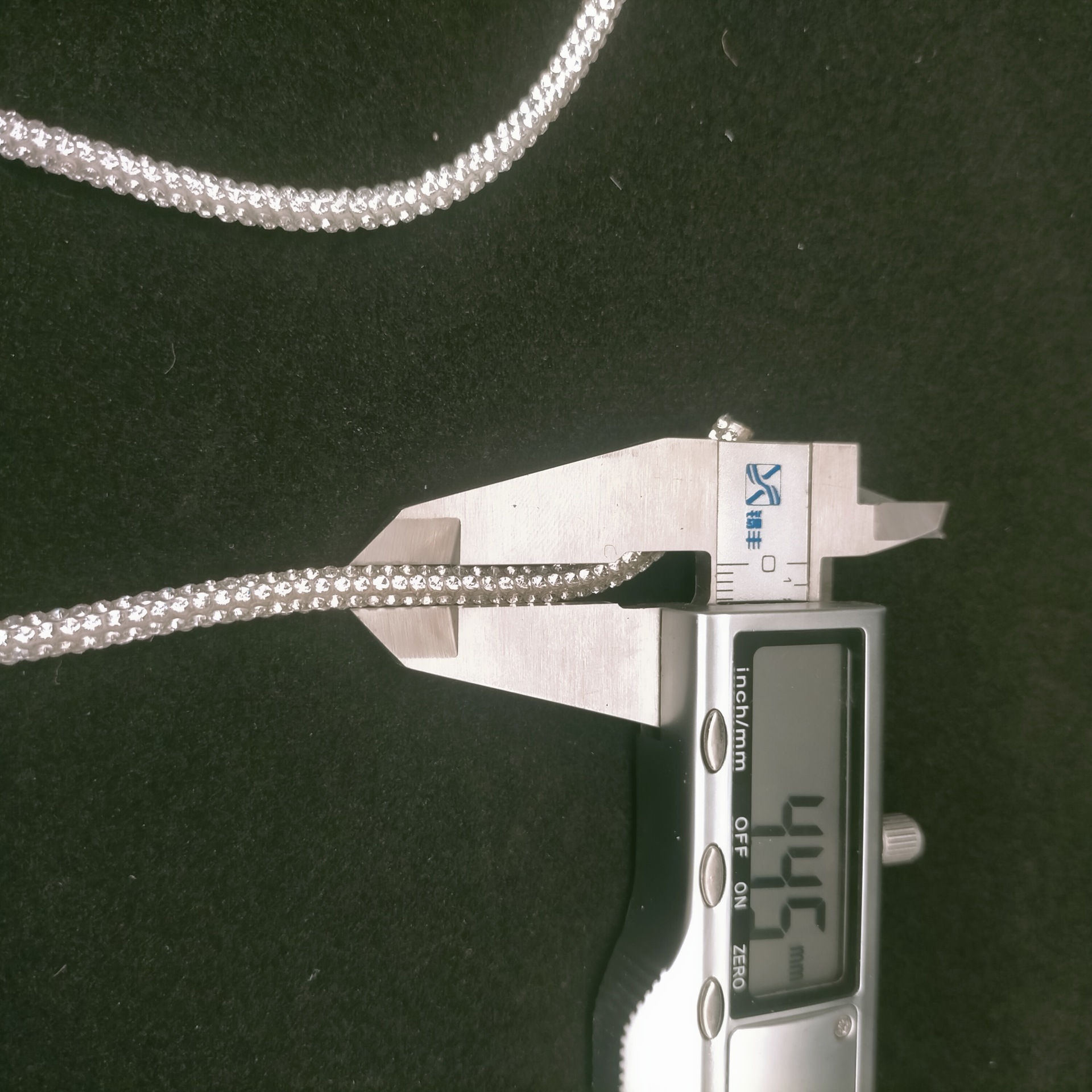 5 번 드릴 6 행 4.5mm 폭 1 야드