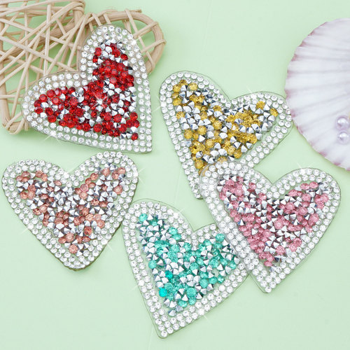 Hot melt adhesive decorative net, love diamond, hot diamond, creative patch, clothing bag patch, mobile phone case hot picture, direct supply from the manufacturer
