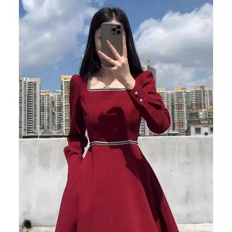 安可拉红新款高级感超好看长裙法式高端精致气质长袖黑色连衣裙女