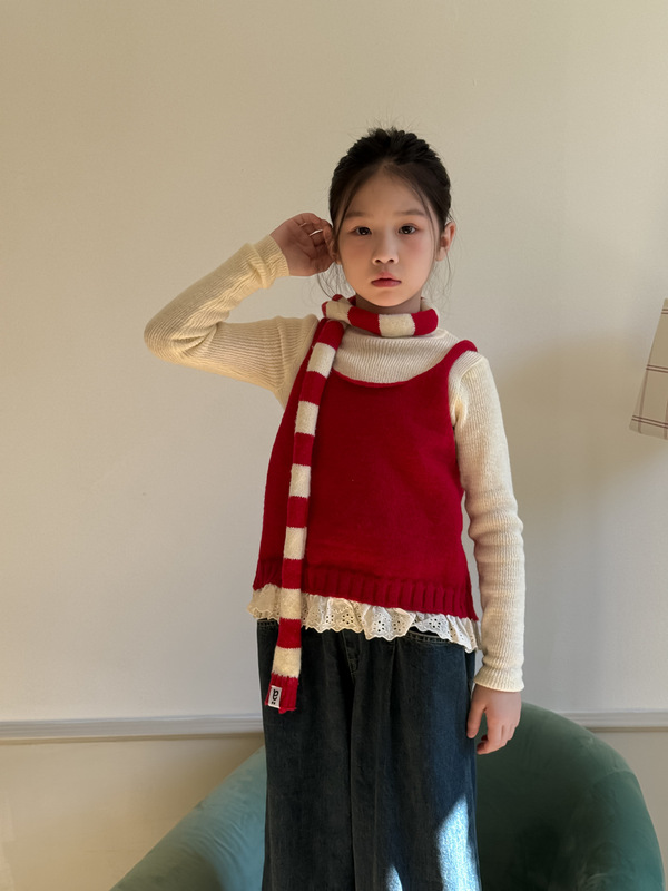 子供サスペンダー 2025 秋女の子韓国スタイル無地カジュアルベスト子供の偽ツーピースルーズレース底シャツ|undefined