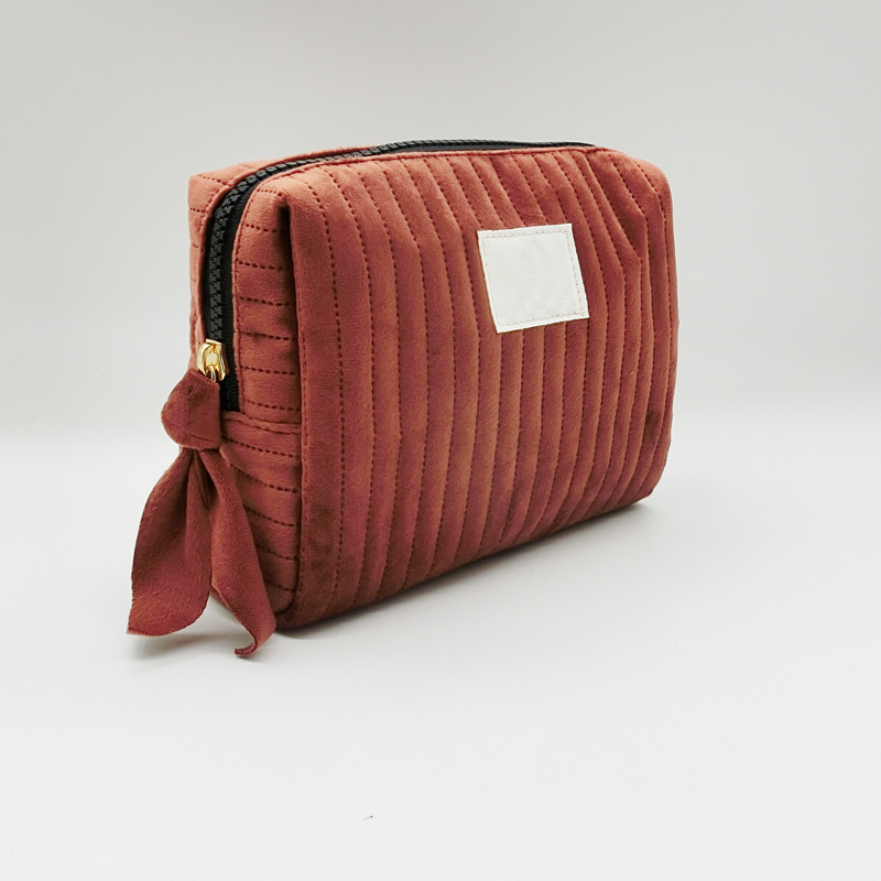 �¿��޲���ױ�����޸���˿�޻�ױ����Я����Ʒ���ɻ�ױ������