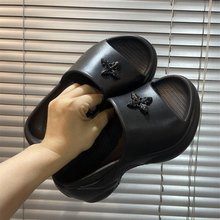 ����9���ֺ����ЬŮ��2025�¿�r�и߸�ЬŮ����Ь����¸�ЬŮ