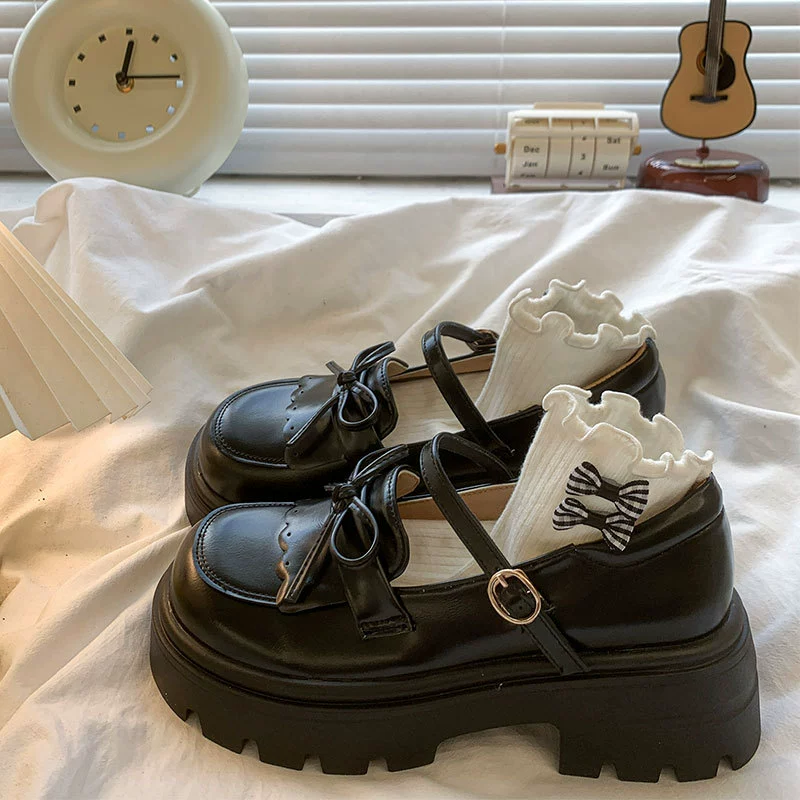Японский сладкий прохладный jk униформа маленькая кожаная обувь женская осень 2024 новый французский бант толстый подошв одиночные туфли Мэри Джейн