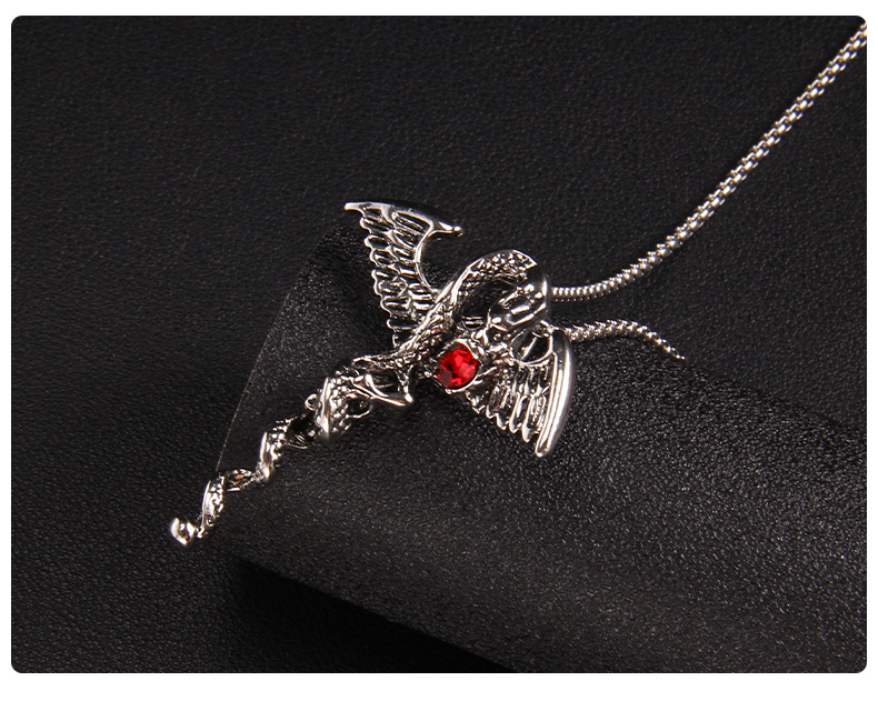 Hip-Hop Dragon Stainless Steel Plating Rhinestones Pendant Necklace 1 Piece