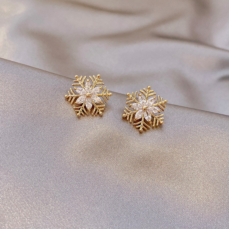 Wholesale Jewelry 1 Pair Simple Style Snowflake Alloy Rhinestones Ear Studs display picture 3