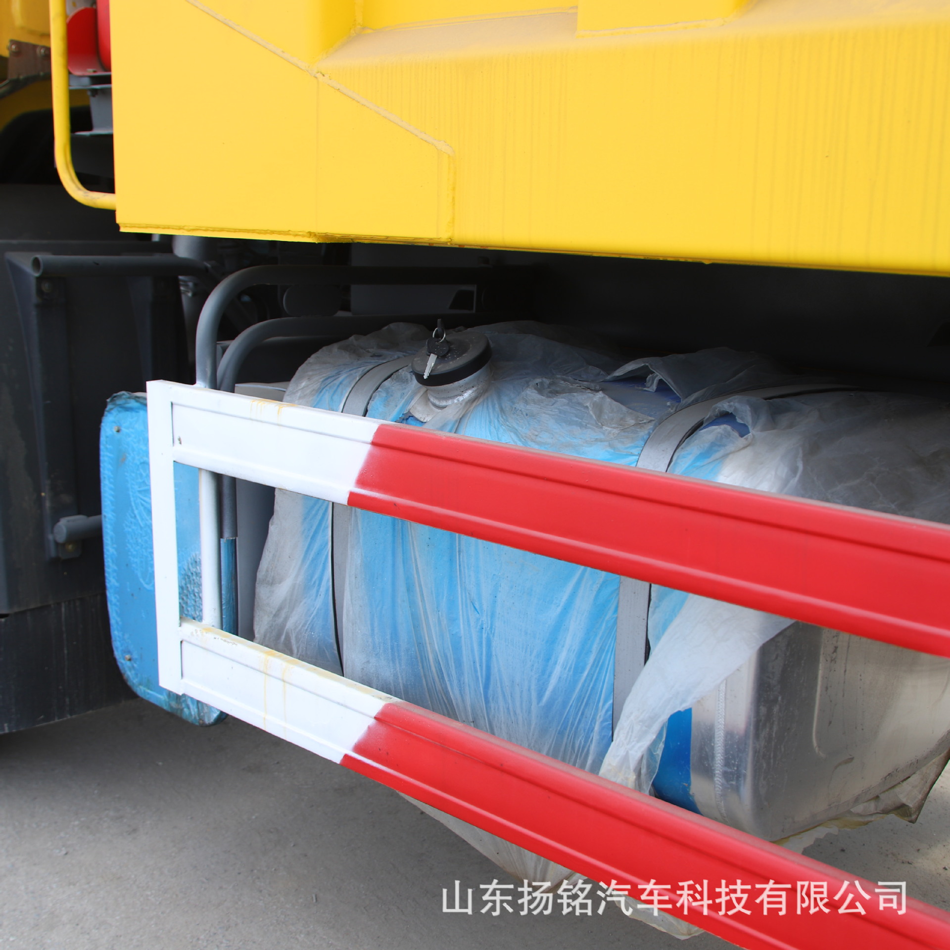 Source Factory Supply Manufacturing Howo Dump Truck Heavy-Duty Dump Truck 371 Horsepower for Transporting Soil, Sand, and Gravel