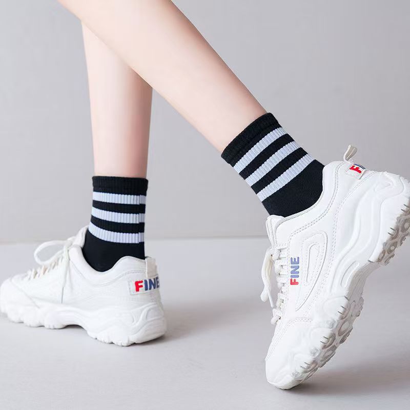 諸曁春夏ソックス学生スポーツ三本線ソックス女性用ミッドカーフソックスネットセレブスタイルサメパンツとトレンディなソックス女性用|undefined