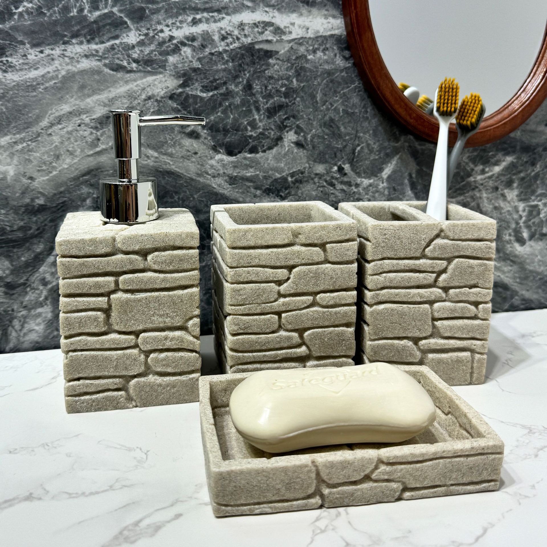 Imitación de diseño de arena y grava, baño de cuatro piezas, juego de decoración de baño de hotel de estilo europeo, botella de desinfectante de manos transfronterizo