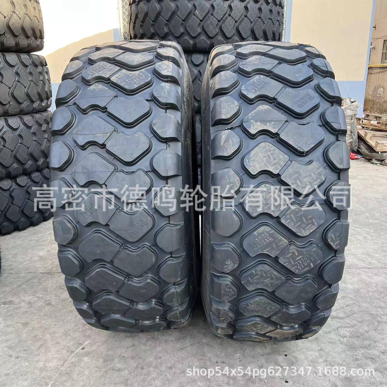 Productos auténticos del neumático del cargador del neumático radial mecánico todo-acero 23.5R25 29.5R25 del neumático tres paquetes