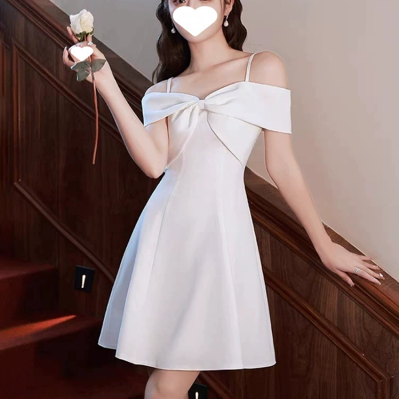 Миниатюрное вечернее платье во французском стиле для женщин, элитное легкое роскошное нишевое светское белое платье без бретелек с открытыми плечами.