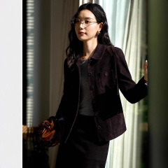 哥家商场同款女装2025秋季时尚气质复古老钱风反绒外套上衣