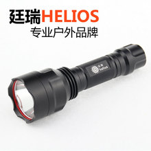 批发美国Q5自行车LED铝合金强光手电筒C8充电远射骑行户外照明