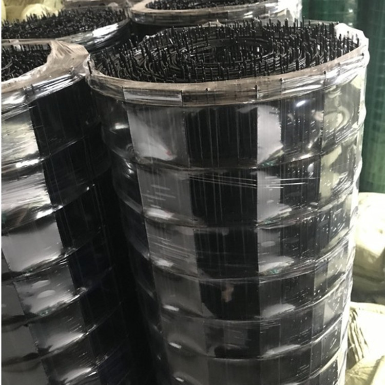 1.8米硬塑包胶荷兰网铁丝网养殖圈地围山鱼塘围栏隔离安全防护网