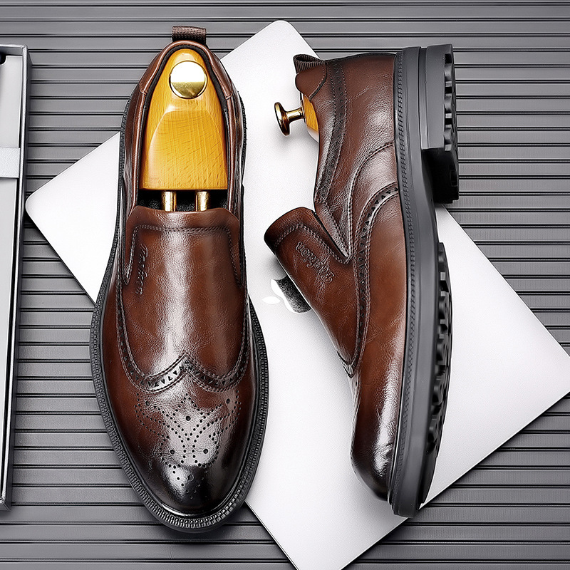 2025 otoño zapatos de cuero Bullock ropa formal para hombres de negocios zapatos Lefu de un pie nuevos zapatos de guisantes de tendencia