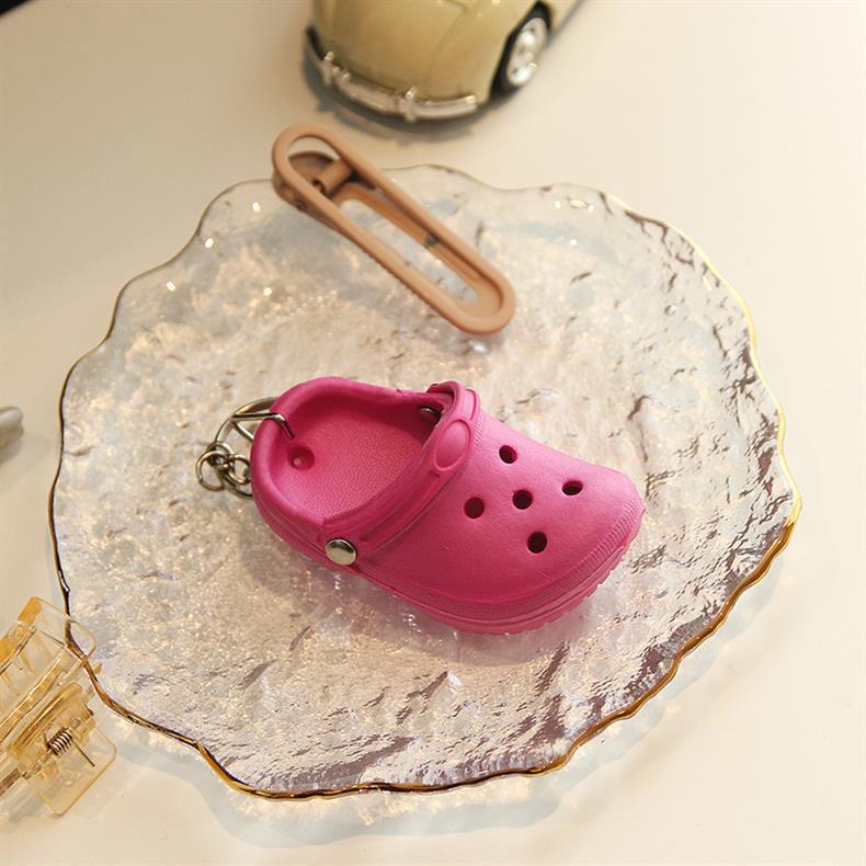 Cute Shoe Plastic Unisex Bag Pendant Keychain display picture 6