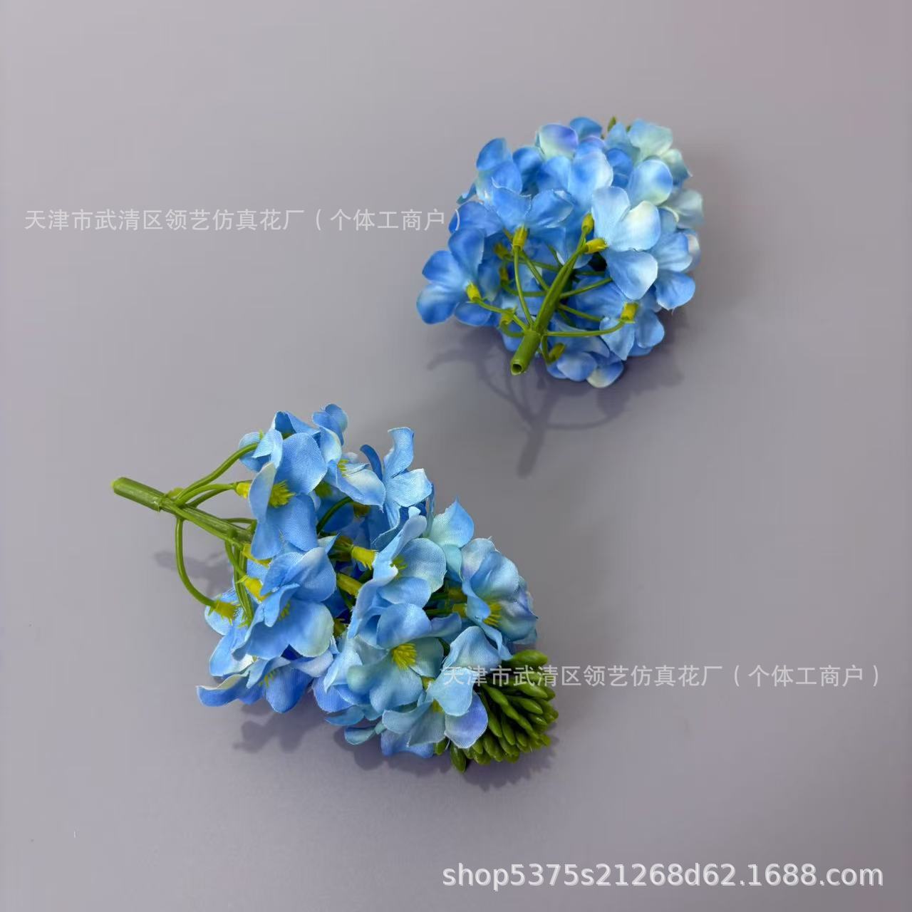 파란색