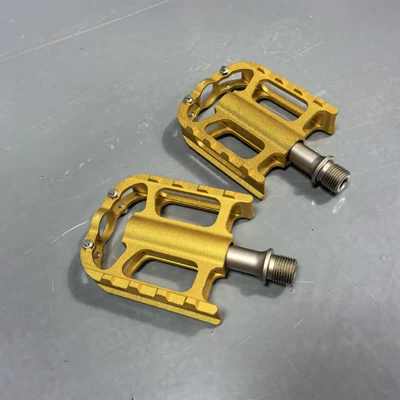 Motorcycle pedals Aluminum Alloy Pedals for