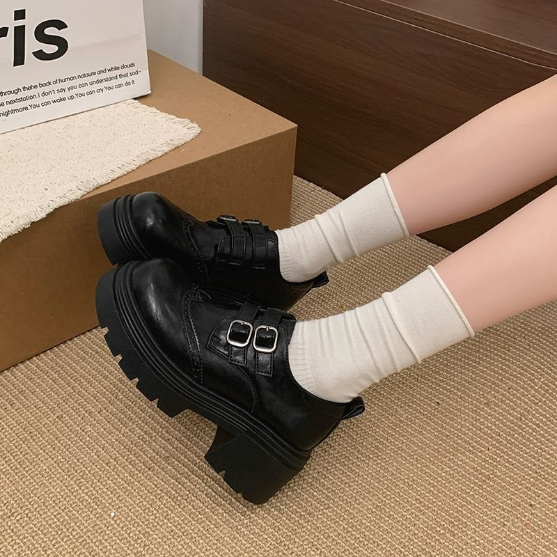 Wide-Leg Pants Are a Perfect Match~ Carved Buckle Thick-Heeled Platform Shoes with Height Increase, British Style Jk Leather Shoes, Women's Loafers Wide-Leg Pants Are a Perfect Match~ Carved Buckle Thick-Heeled Platform Shoes with Height Increase, British Style Jk Leather Shoes, Women's Loafers