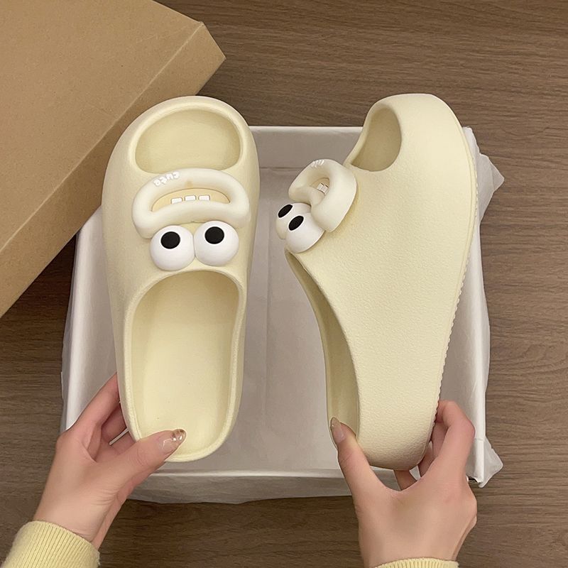 Eva Soft-Soled Slippers with a Cartoon Design, Thick Sole, Non-Slip, Suitable for Women to Wear Outside in Summer, Featuring Big Eyes and a Comfortable Stepping Feel