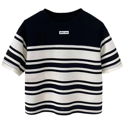 Boys' short-sleeved T-shirts, children's fashionable half-sleeved bottoming shirts, handsome sports tops for older children, 2024 summer new styles