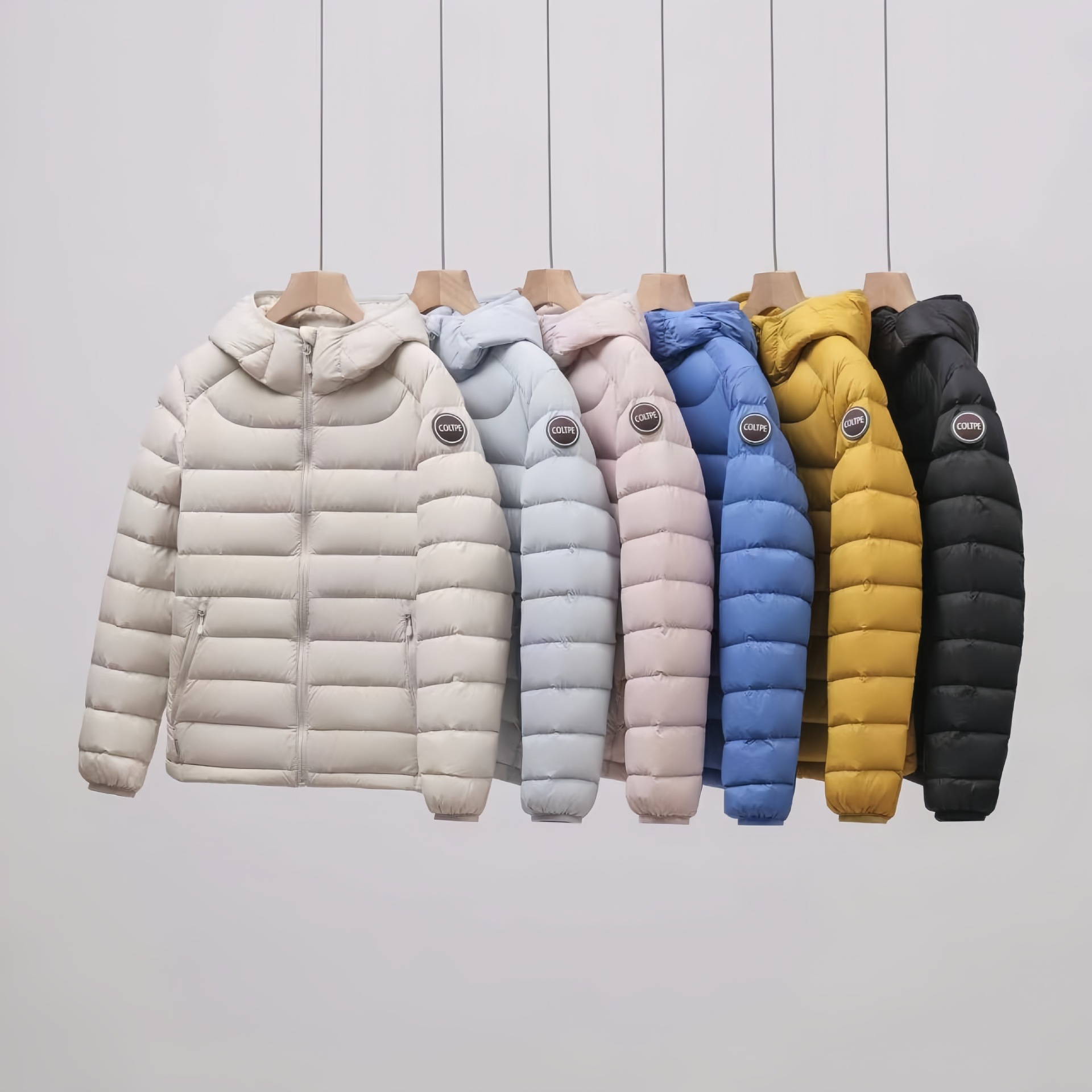 2026 Winter New Style Hooded Lightweight Down Jacket, Short Down Jacket for Men, Couple Tops