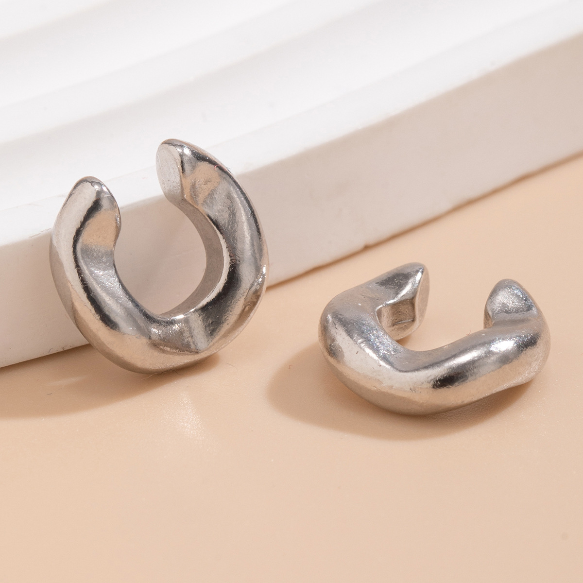 9g Weight Alloy Ear Needle Material Ear Cuffs, Ear Studs Classification 1 Set, 1 Pair Quantity Casual, Street Occasion CCB, Alloy Material Geometric Pattern All Seasons Season Women's Gender Polished Finish Plating Design Retro, Commute Style 1 Set 1 Pair Retro Commute Geometric Plating CCB Alloy Ear Cuffs Ear Studs 23