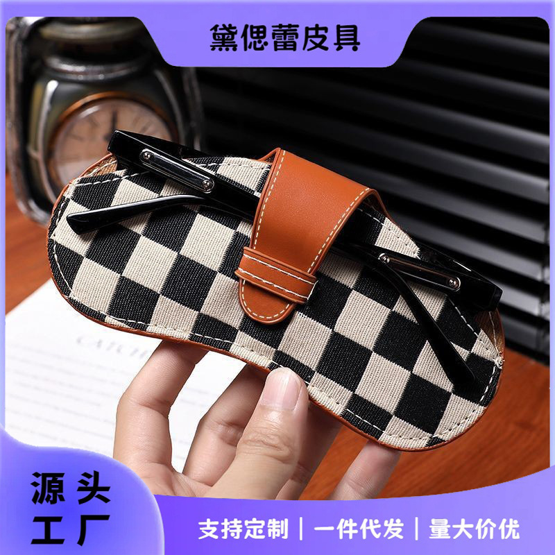 High-end soft leather anti-wear glasses cover men and women sunglasses sunglasses reading glasses protective bag portable storage bag High-end soft leather anti-wear glasses cover men and women sunglasses sunglasses reading glasses protective bag portable storage bag