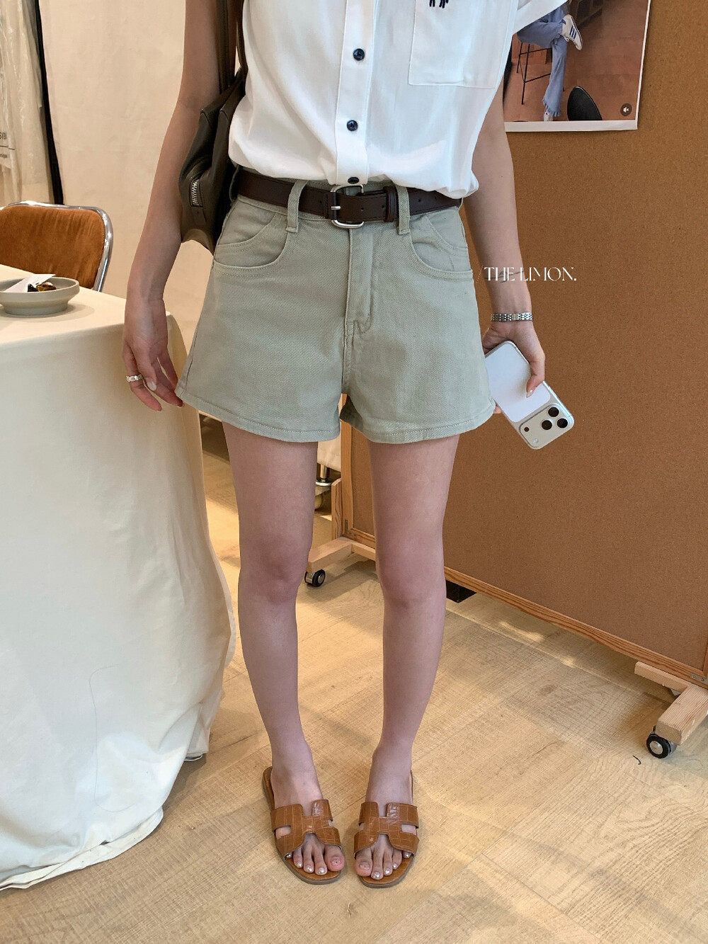Quần short jean nữ lưng cao thiết kế hai túi phong cách trẻ trung — màu đen, Cao bồi xanh, trắng ngà, Xanh lá cây nhạtcolor chi tiết 25