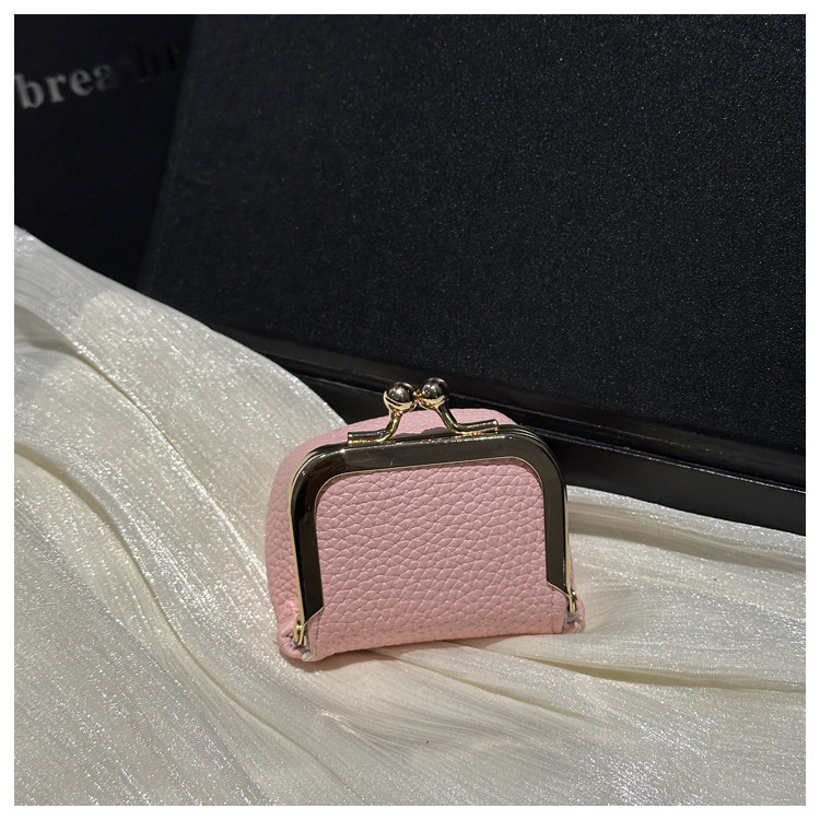 Elegante piccola borsa pochette quadrata da donna da sera_voghion.com