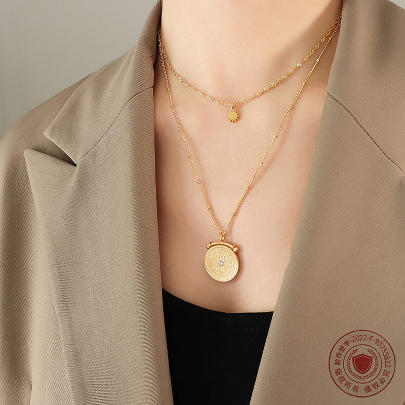 Collar de acero de titanio chapado en oro, doble capa, con textura de diamantes, todo tipo de ocasión