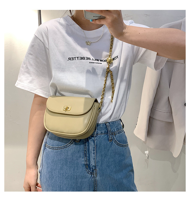 Fashion Chain Simple Shoulder Messenger Saddle Bag display picture 7