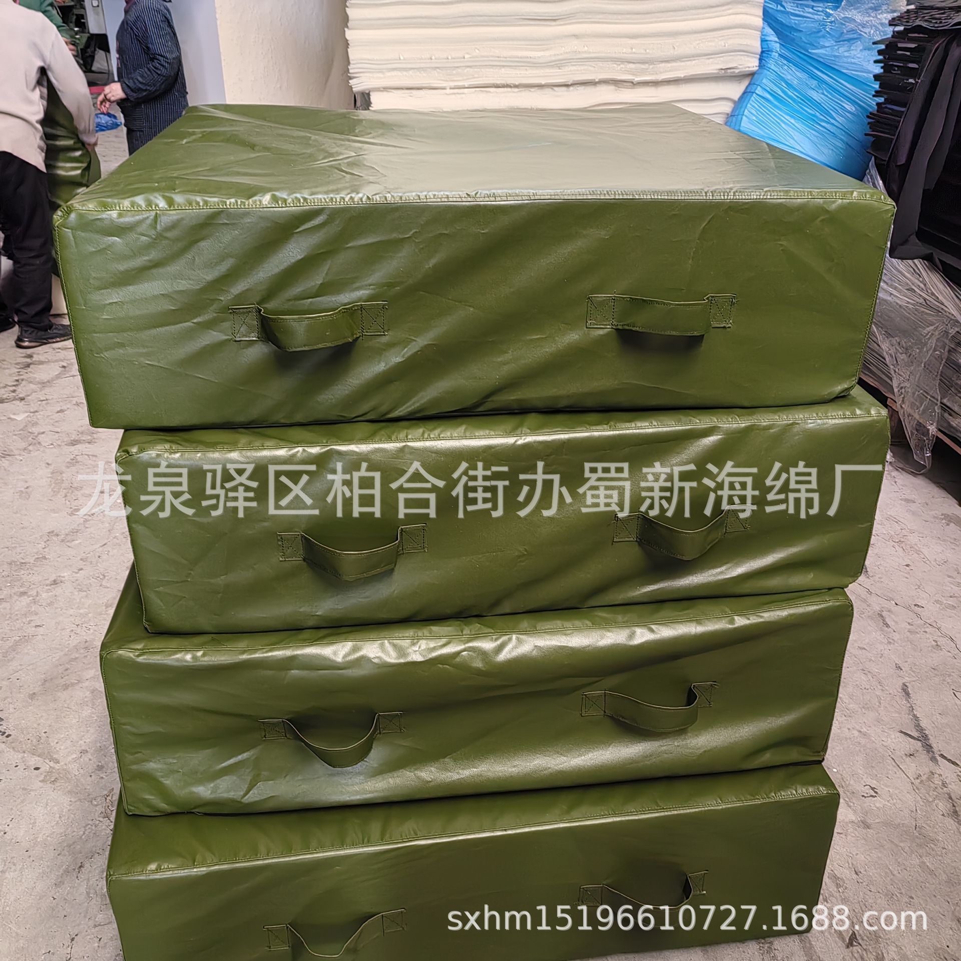 厂家供应帆布套高密度运动垫子/帆布套攀岩垫子/逃生垫子