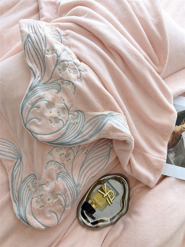 Modern style autumn and winter thickened warm brocade milk velvet high-end lily of the valley embroidery bedding bedding home textiles