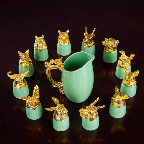 Small-bowl Ceramic Liquor Set with Twelve Zodiac Animal Heads, High-End Gold-plated Gift Wine Glasses and Decanters for Baijiu and Yellow Wine