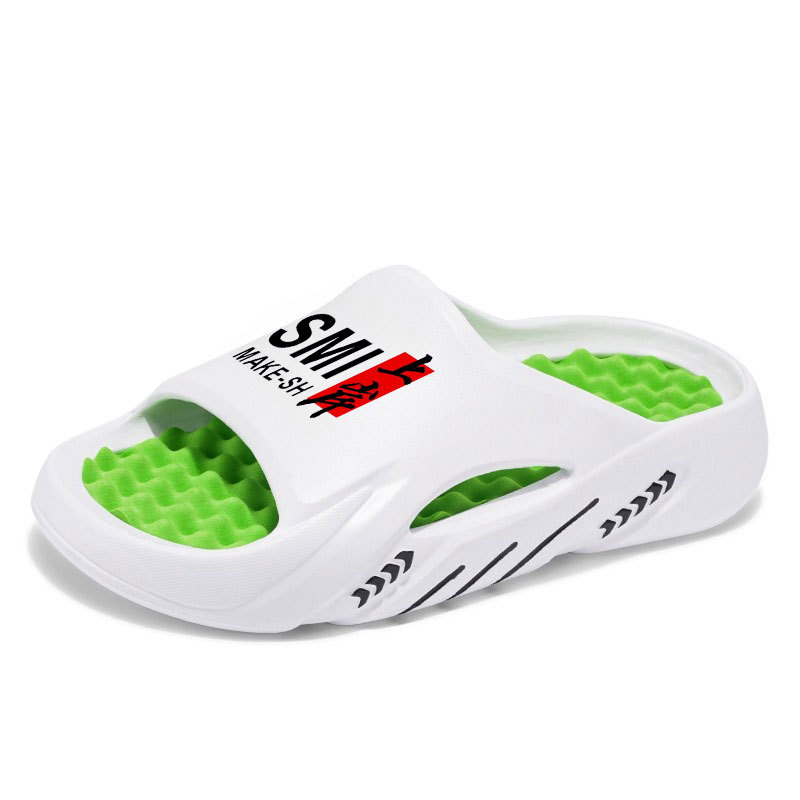 Red celebridad en vivo de verano masaje fondo de dos colores EVA zapatillas frías usar una zapatilla transfronteriza zapatillas grandes para hombres y mujeres