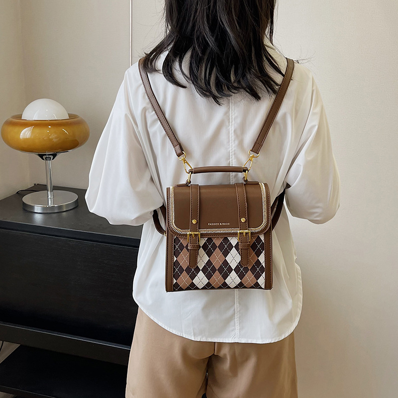 New high-end bag 2023 winter fashion handheld Boston bag texture versatile shoulder crossbody bag women's bag_voghion.com