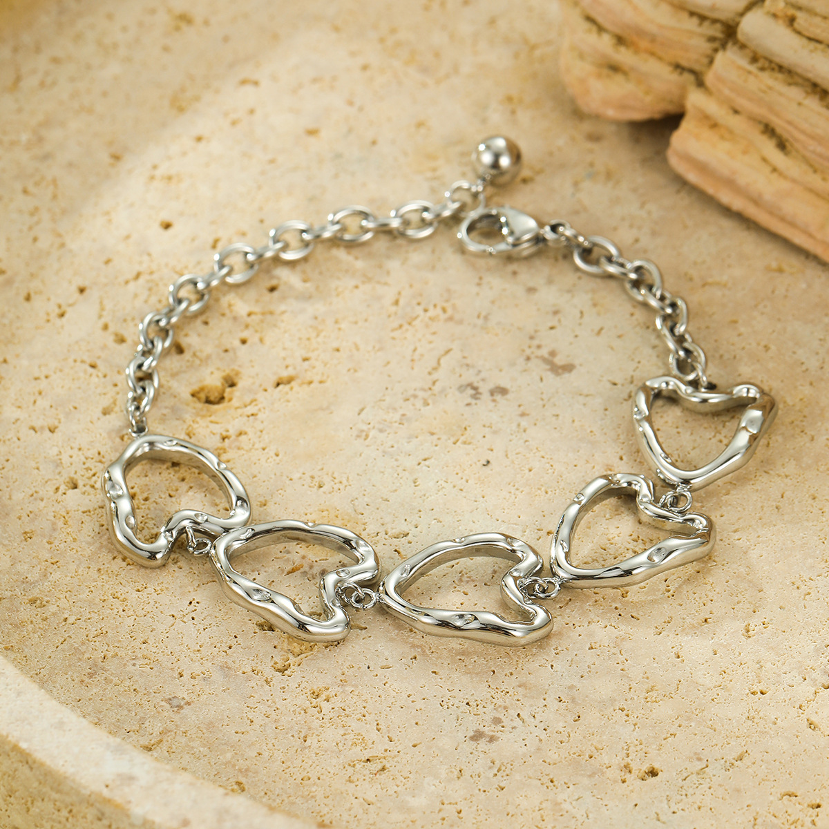 Daily Occasion 304 Stainless Steel Material PVD Coated Real Gold Plated 18K Gold Heart Shape 304 Stainless Steel IG Style Waterproof Non Tarnish 304 Stainless Steel Bracelets