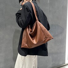 慵懒松弛感单肩包腋下包女时尚休闲通勤包大包大容量托特包饺子包