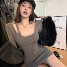 单肩时尚连衣裙女士韩国春秋纯欲风辣妹内搭打底包臀紧身小妈短裙